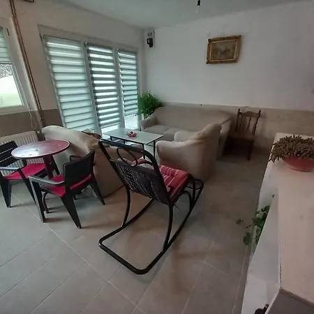 Sadba Alloggio in famiglia Gorazde